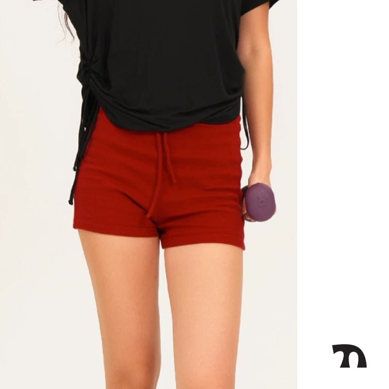 Embroidered stretch short