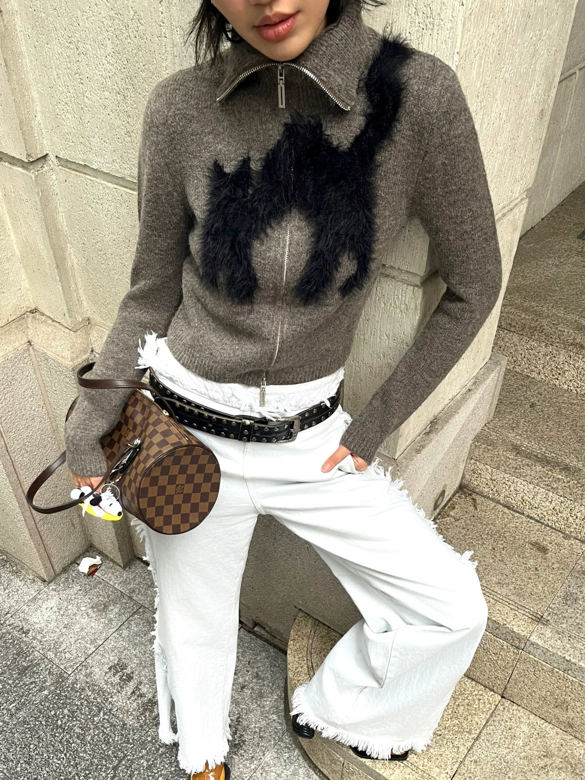 Frizzy cat zip knit