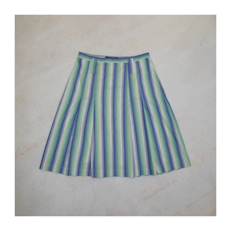 Gradient stripe pleated skirt
